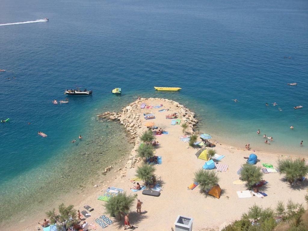 Apartments Lozina On The Beach Omiš Exterior foto